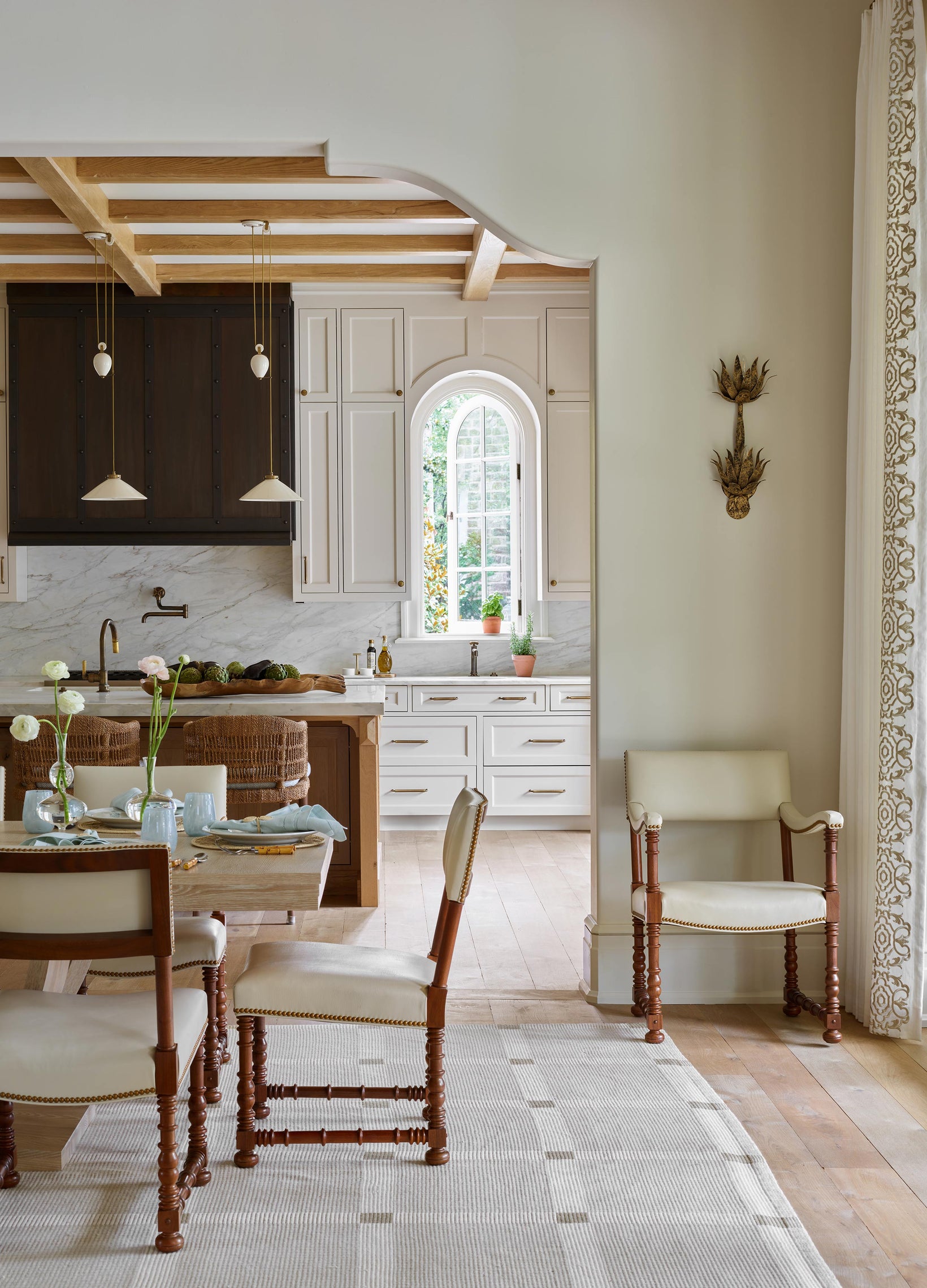 Jessica Bradley Interiors - Julie Neil Designs