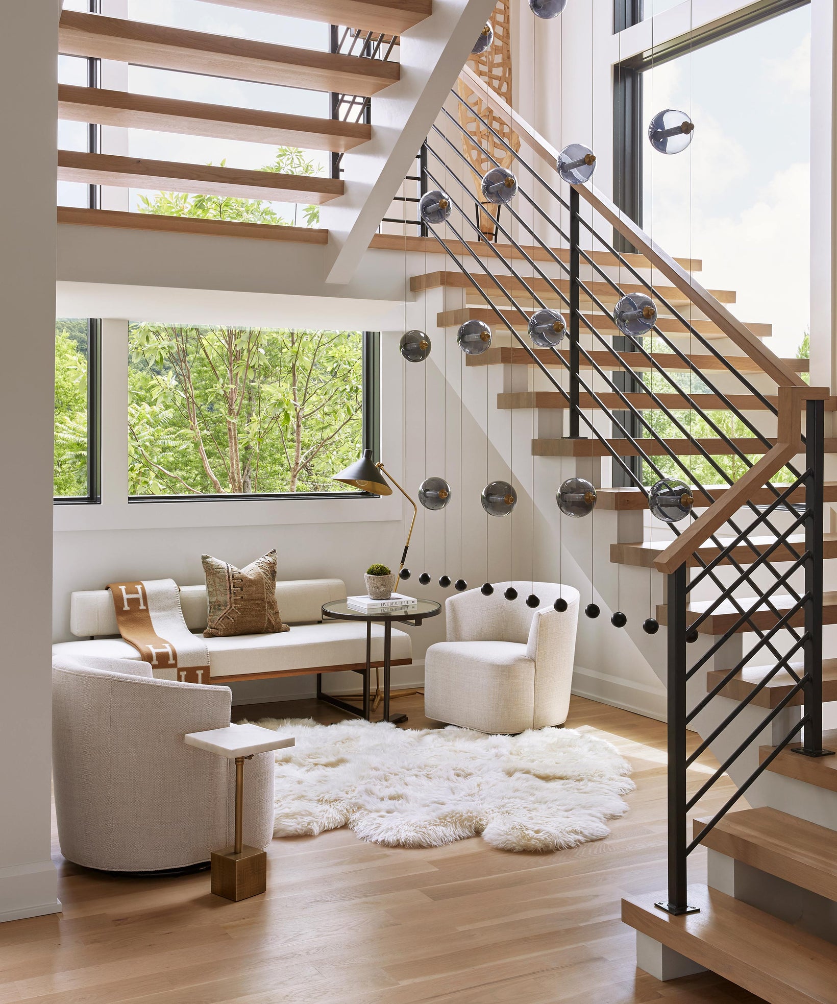 Brad Ramsey Interiors - Julie Neil Designs