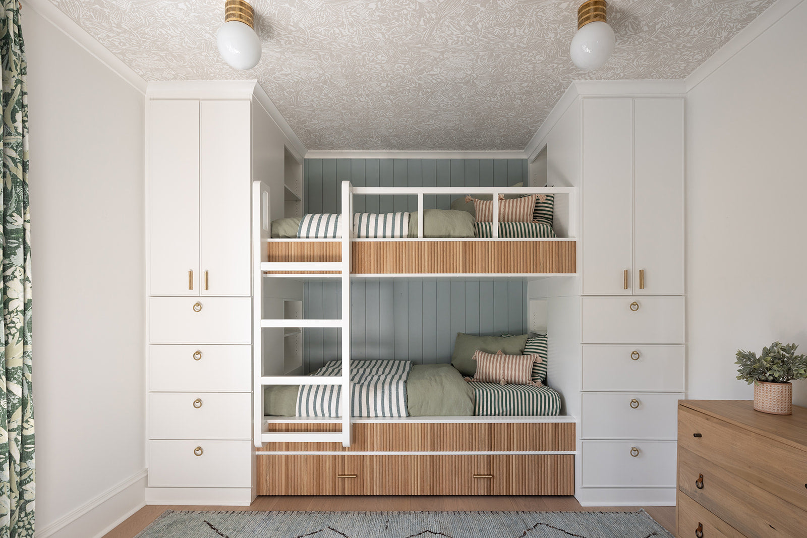 JLV Creative - Julie Neil Designs