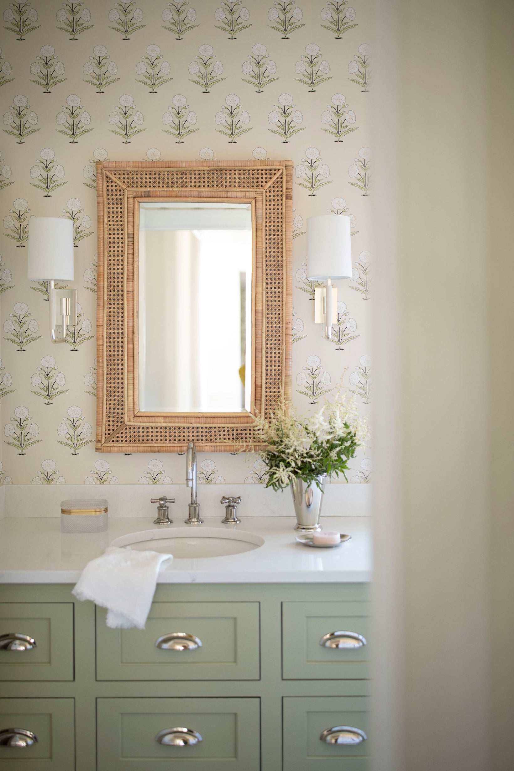 Smith & Ryan - Julie Neil Designs