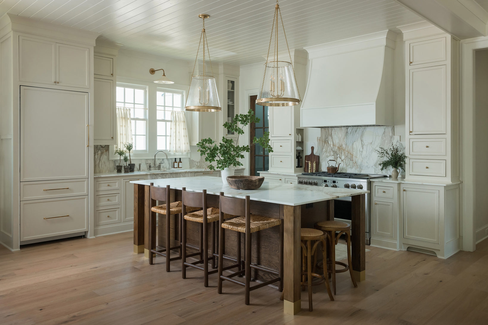 Melanie Bryant Interiors - Julie Neil Designs
