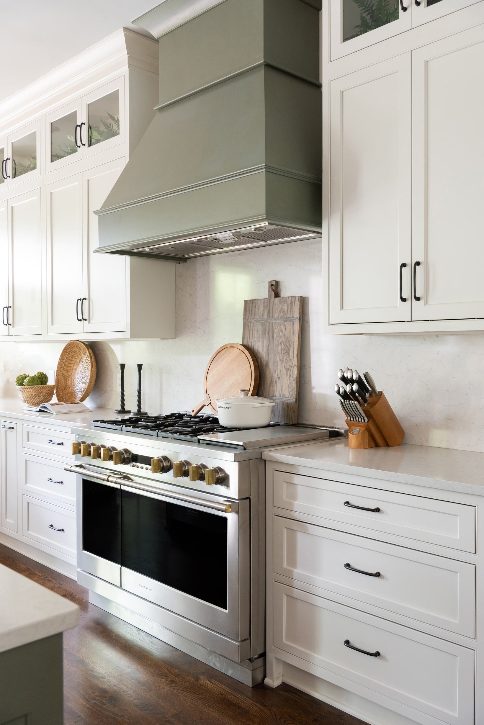 Evan Millárd - Julie Neil Designs