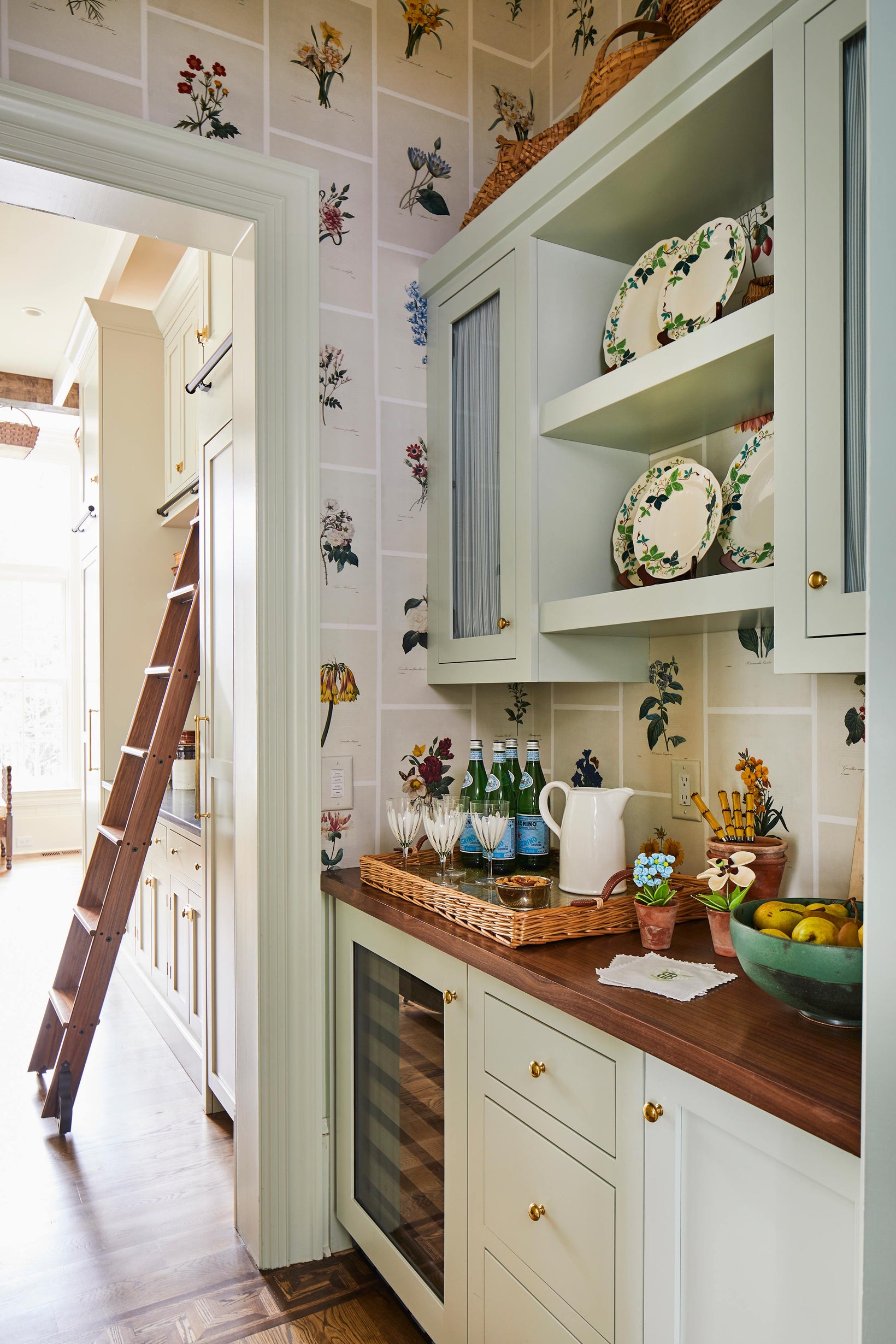 Becky Nielsen Interiors - Julie Neil Designs