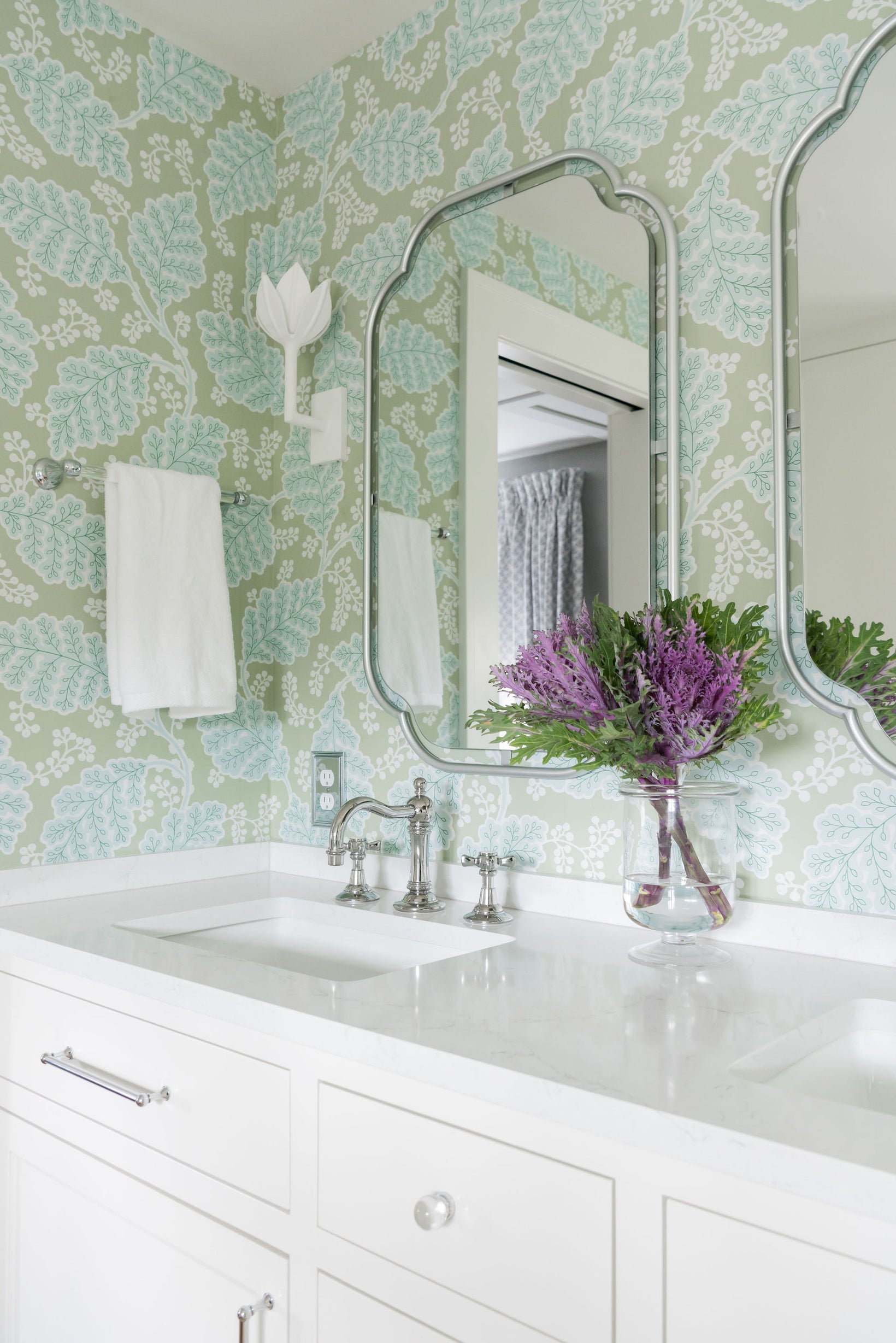 Elizabeth Burch Interiors - Julie Neil Designs