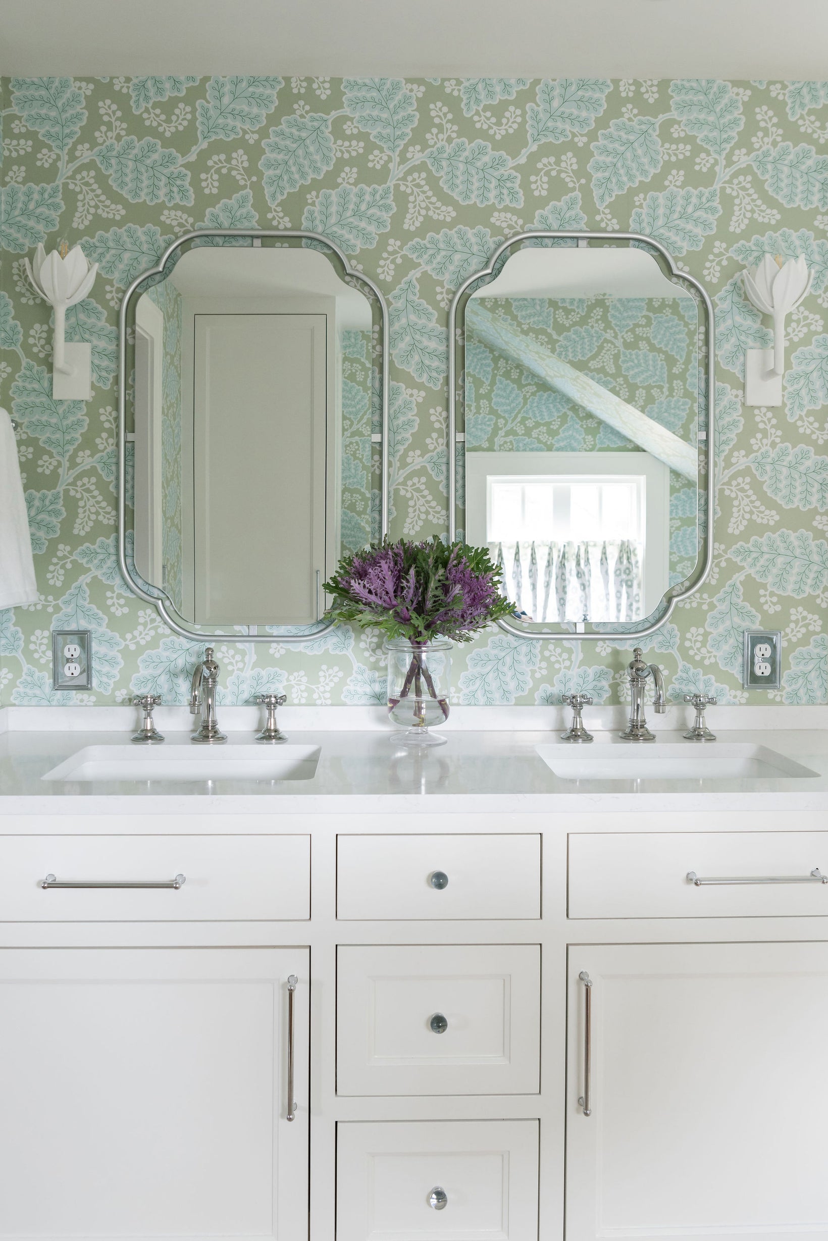 Elizabeth Burch Interiors - Julie Neil Designs