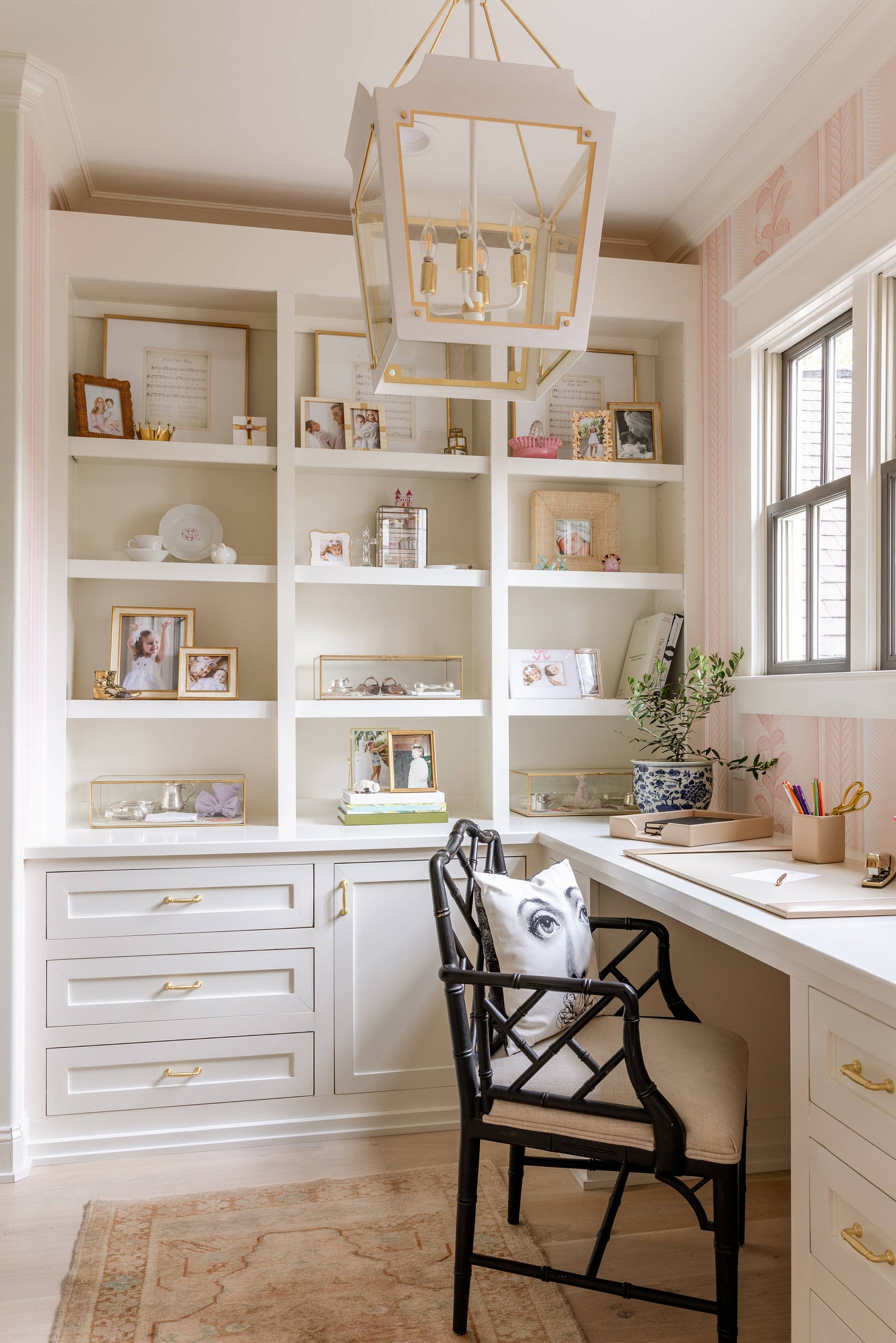 Evan Millárd - Julie Neil Designs