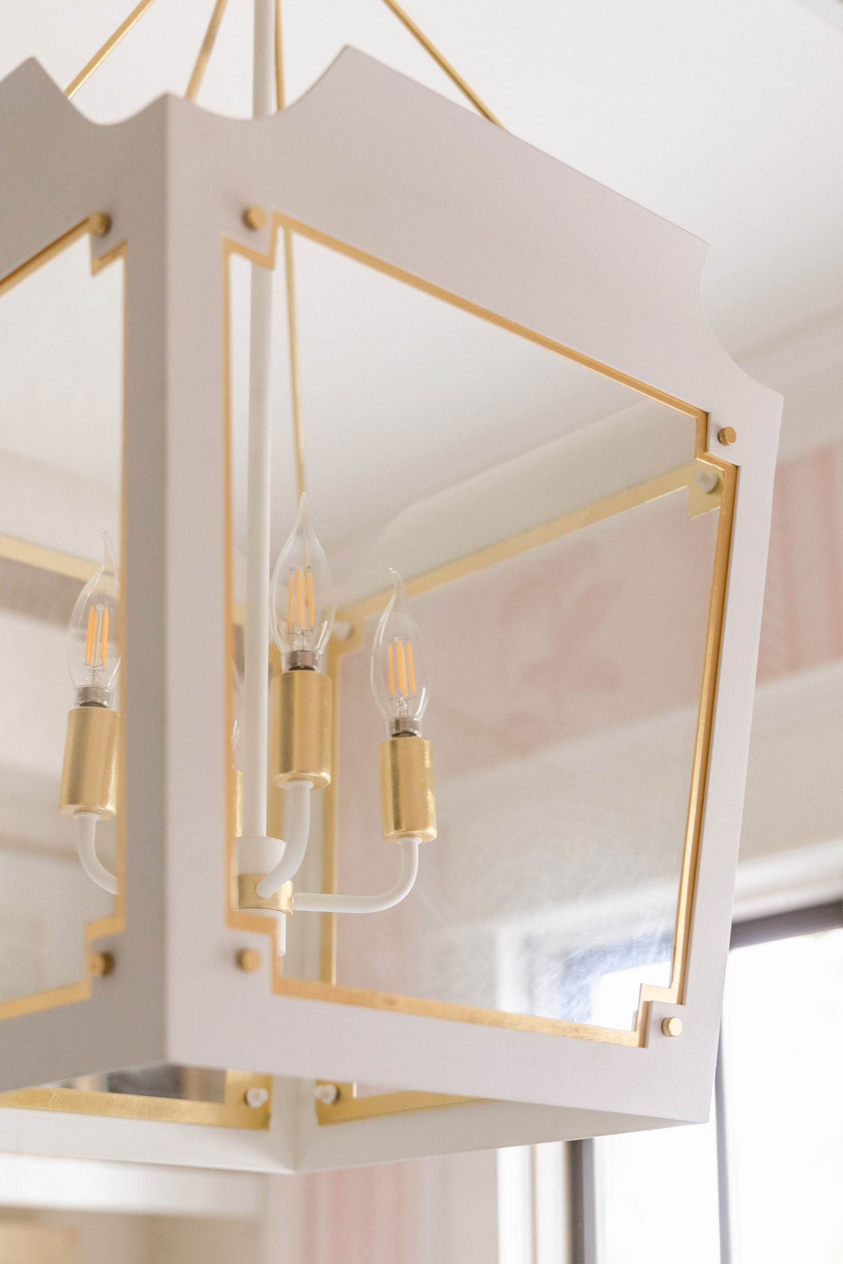 Evan Millárd - Julie Neil Designs